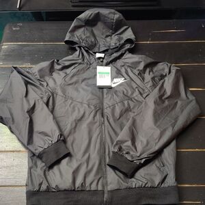 NIKE KID'S/WOMEN'S LIGHTWEIGHT HOODED JACKET